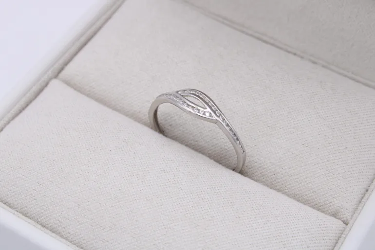 Anillo Ivet Oro Blanco 18K