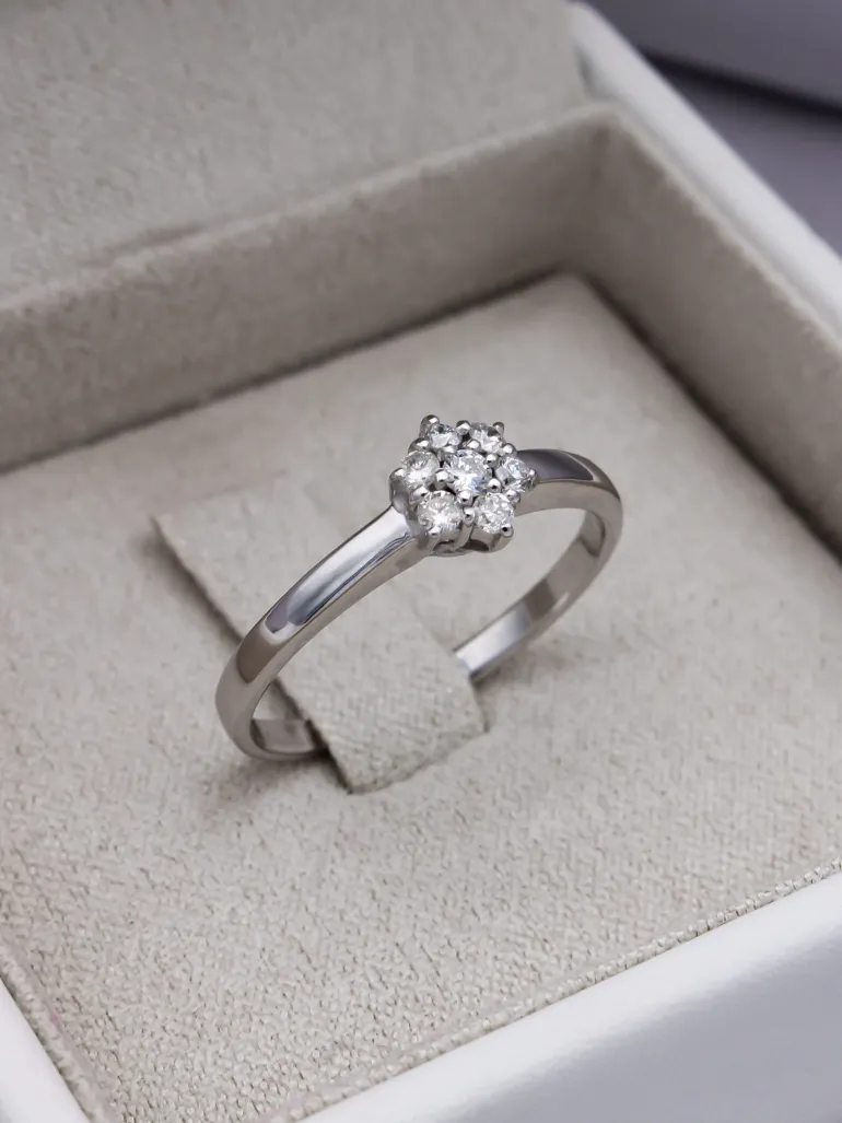 Anillo Rosella Diamante 0,30ct H-VS Oro Blanco 18K
