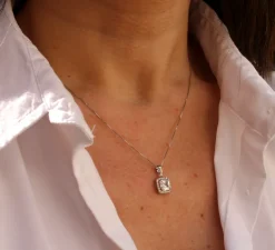 Colgante Melinda Oro Blanco 18K
