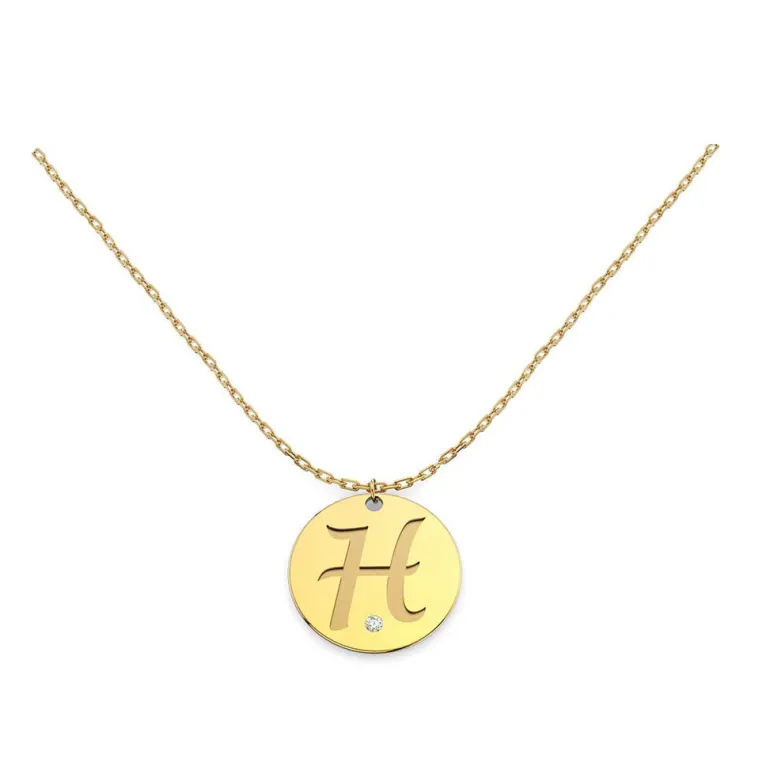 Gargantilla Diamond Medal Letter Oro 18K